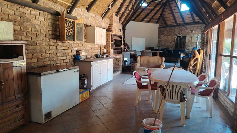 4 Bedroom Property for Sale in Wilkoppies North West